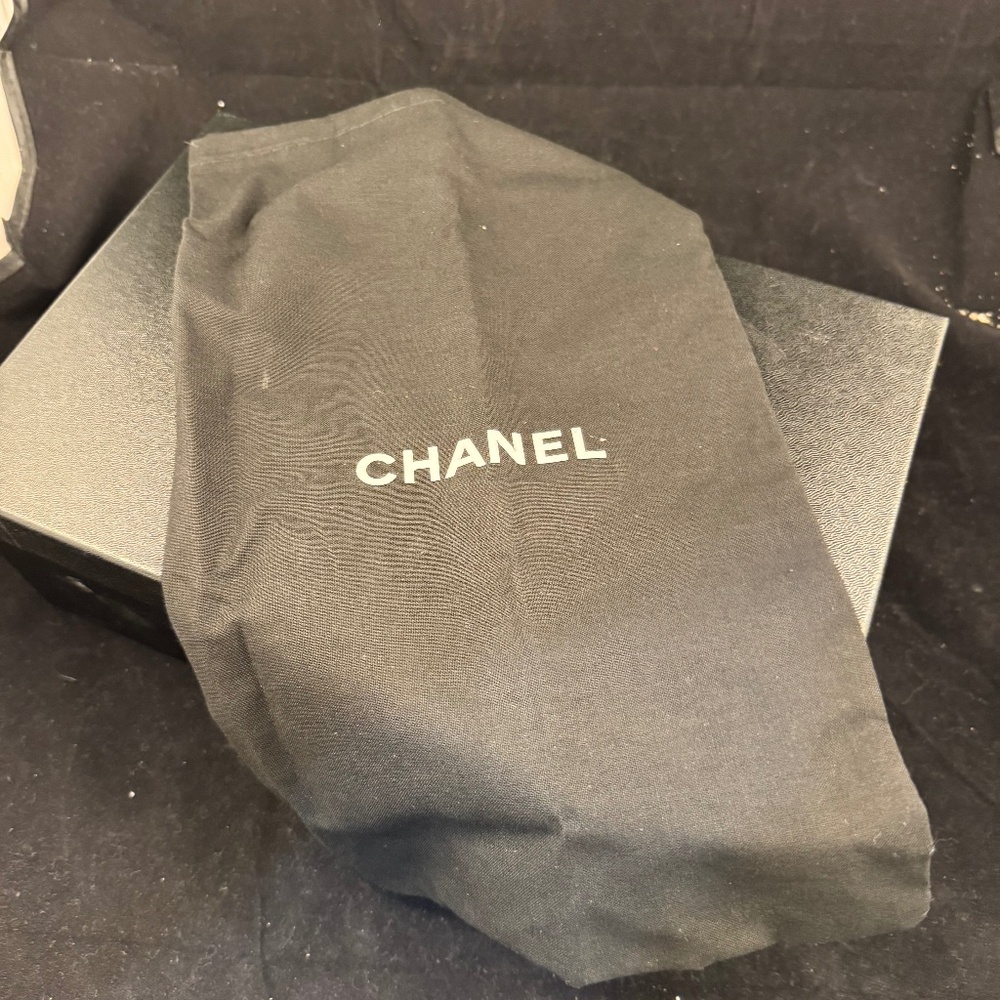 Chanel Classic Slingback Pumps - Picture 9 of 9